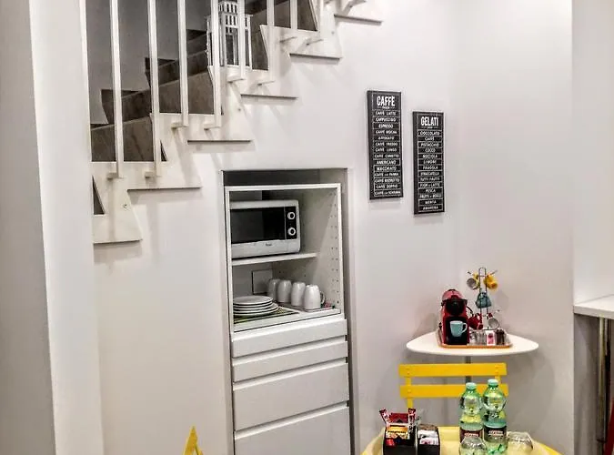 Civico 7 4*